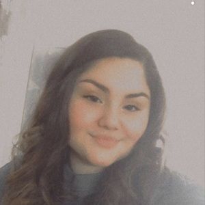 Meet your Posher, Crystal